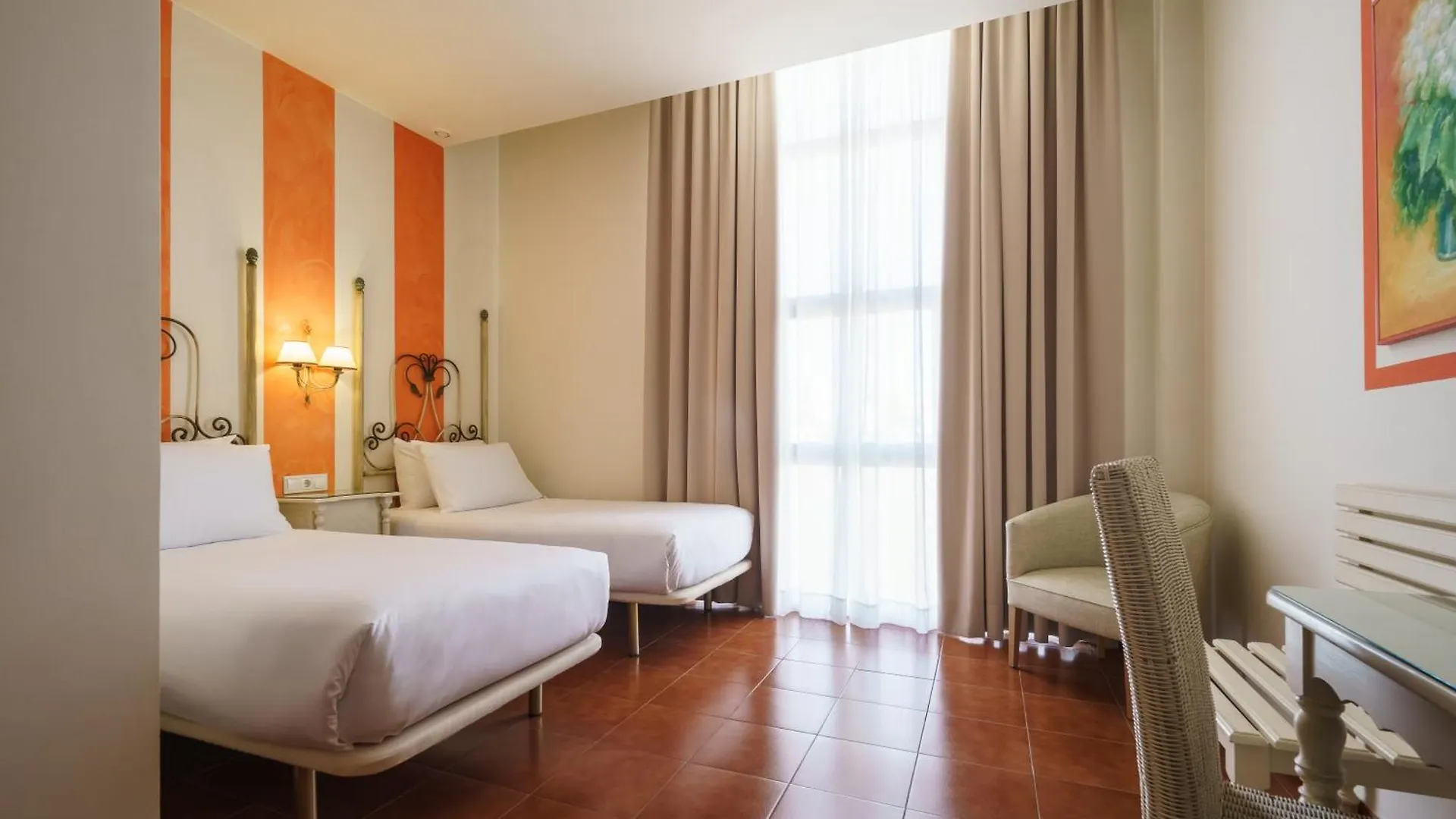 Hotel Crisol Chiclana Chiclana de la Frontera 3*,